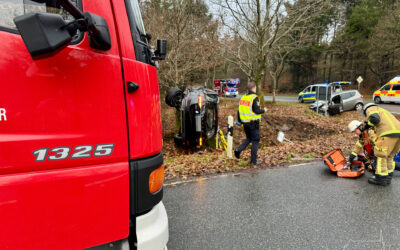 (84) TH R5 – Verkehrsunfall, Personen eingeklemmt