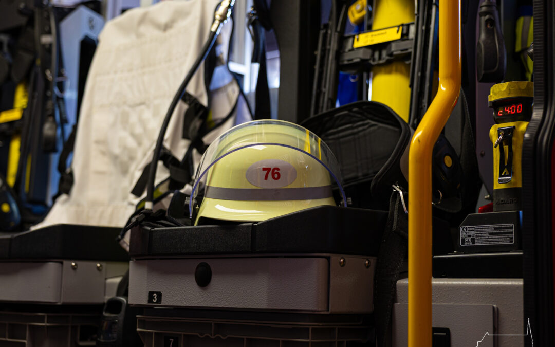 (38) FEU Y – Brandgeruch, Person in Wohnung